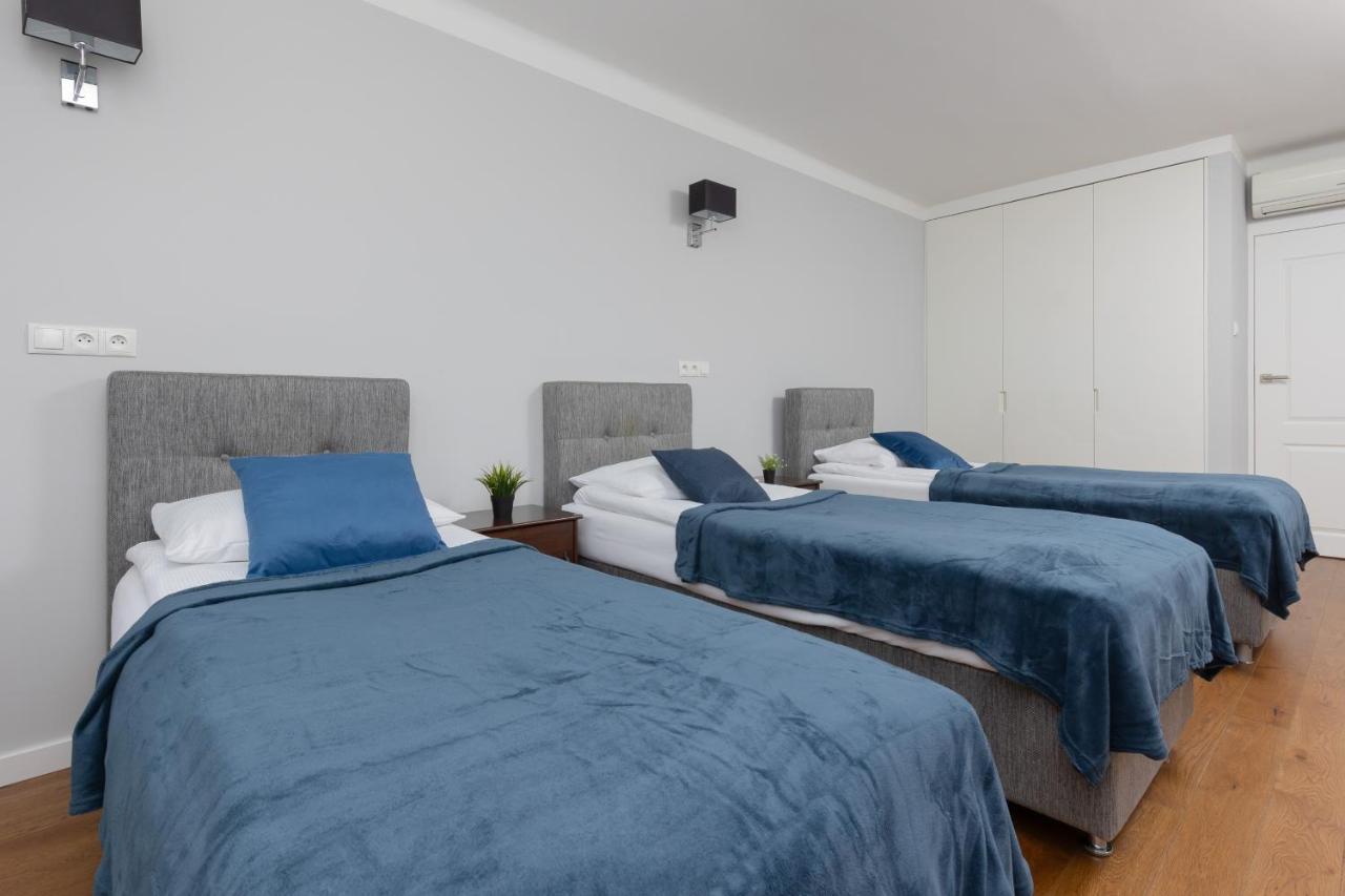 City Center Aparthotel Chmielna By Noclegi Renters Βαρσοβία Εξωτερικό φωτογραφία