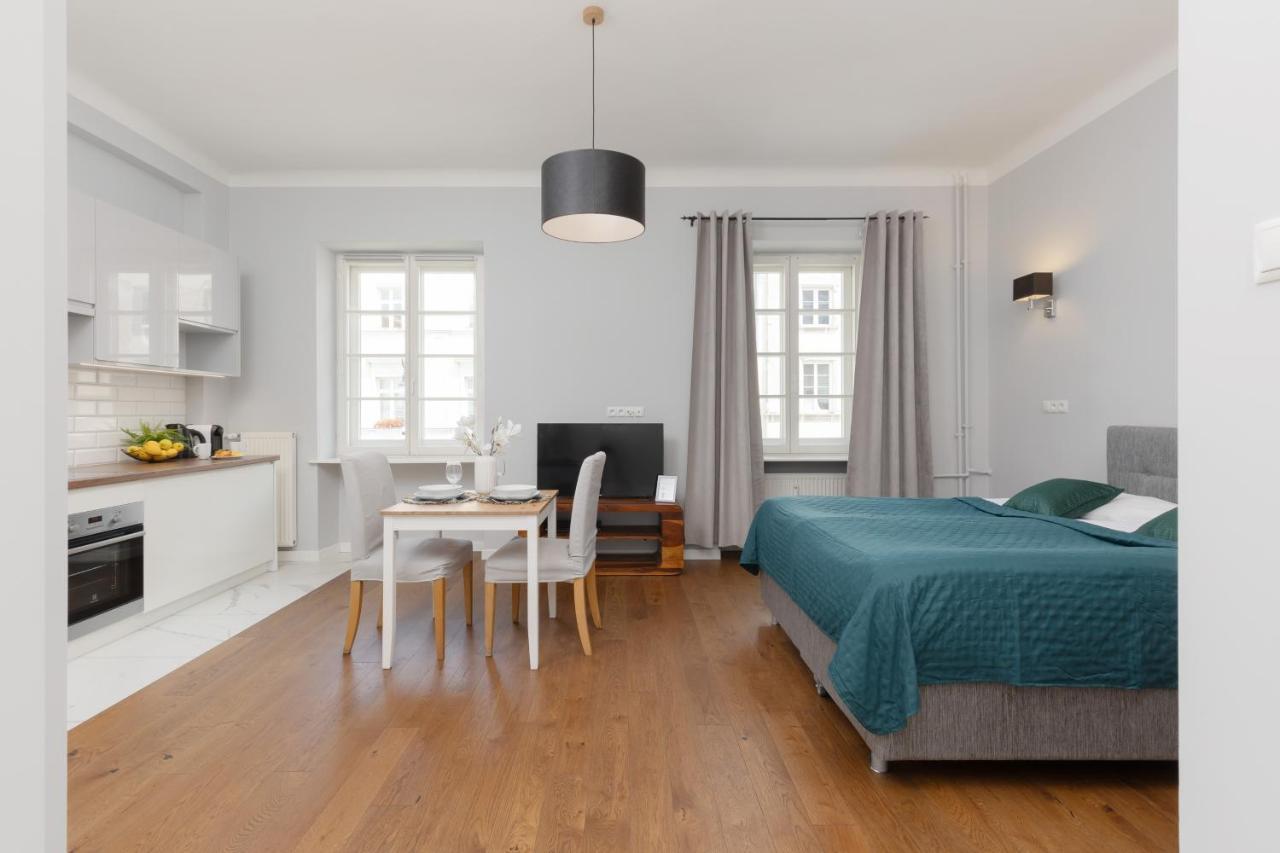 City Center Aparthotel Chmielna By Noclegi Renters Βαρσοβία Εξωτερικό φωτογραφία