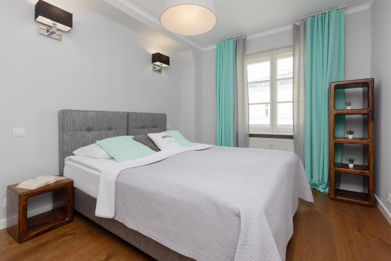 City Center Aparthotel Chmielna By Noclegi Renters Βαρσοβία Εξωτερικό φωτογραφία