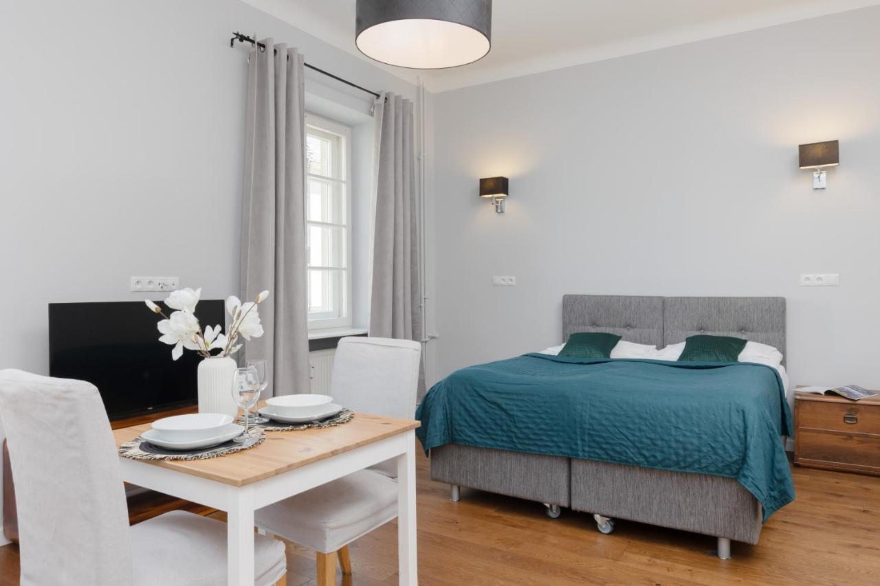 City Center Aparthotel Chmielna By Noclegi Renters Βαρσοβία Εξωτερικό φωτογραφία