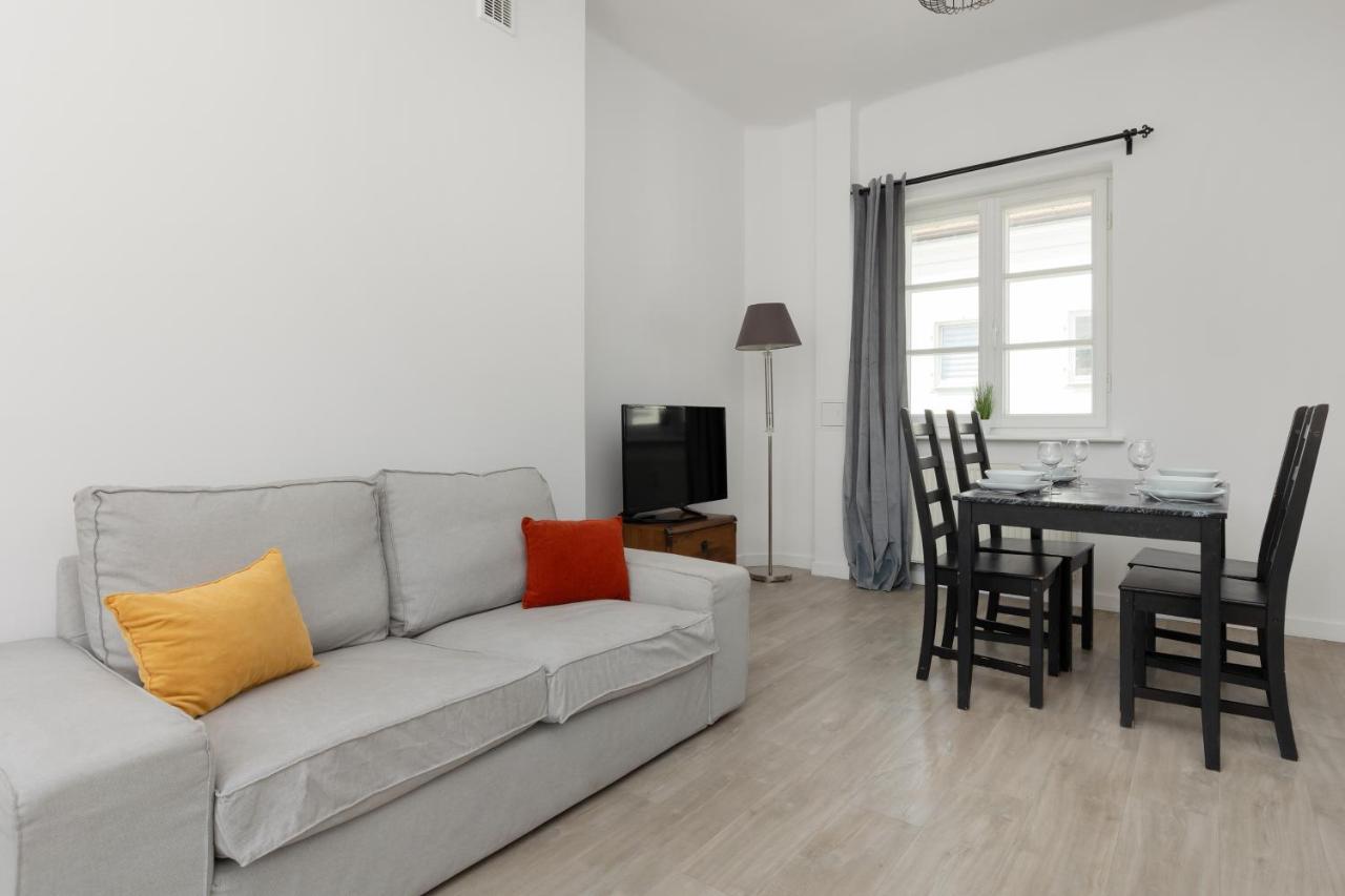 City Center Aparthotel Chmielna By Noclegi Renters Βαρσοβία Εξωτερικό φωτογραφία