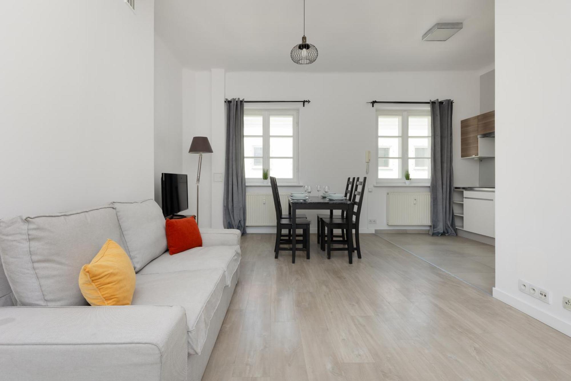 City Center Aparthotel Chmielna By Noclegi Renters Βαρσοβία Εξωτερικό φωτογραφία