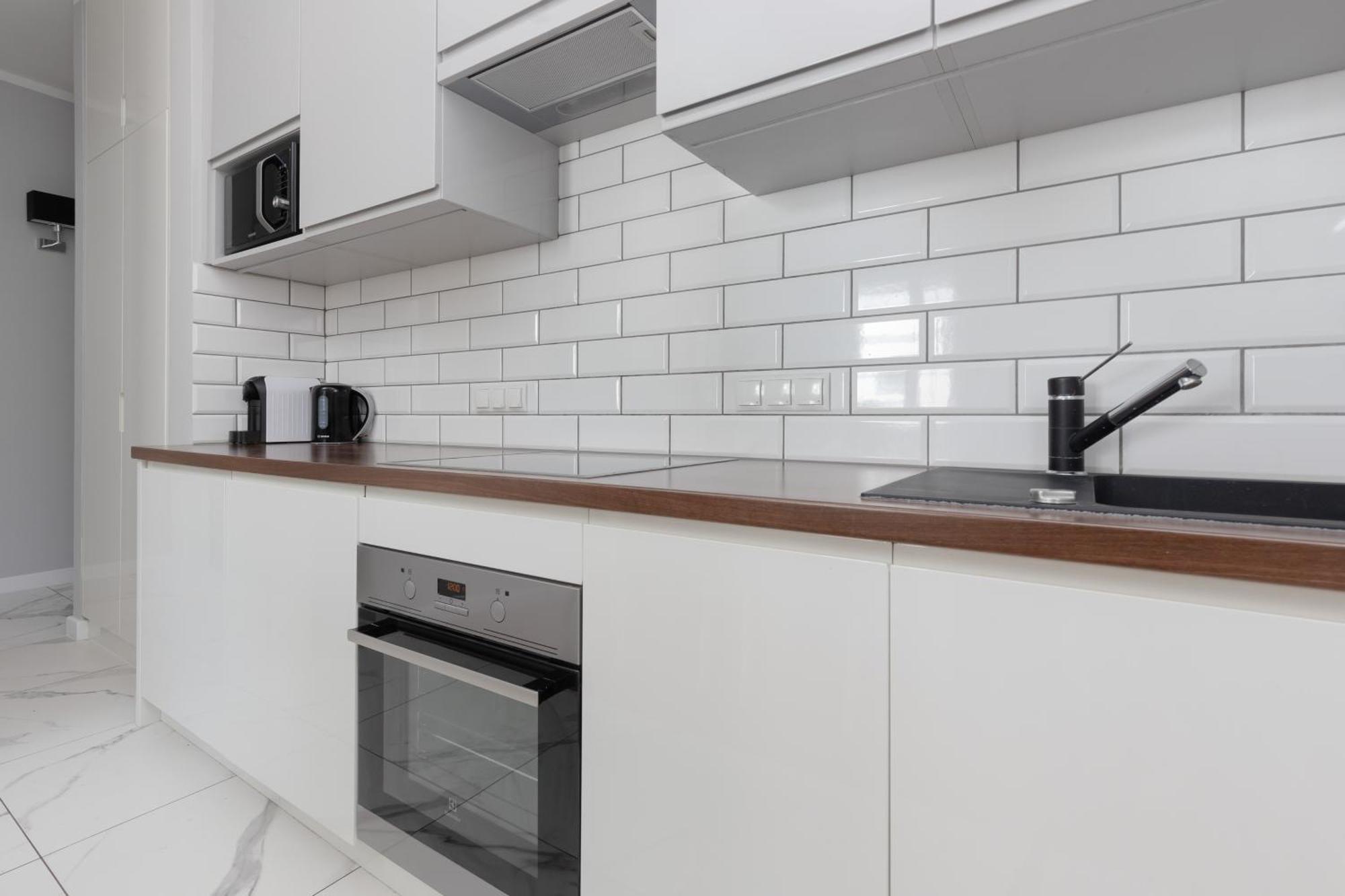 City Center Aparthotel Chmielna By Noclegi Renters Βαρσοβία Εξωτερικό φωτογραφία