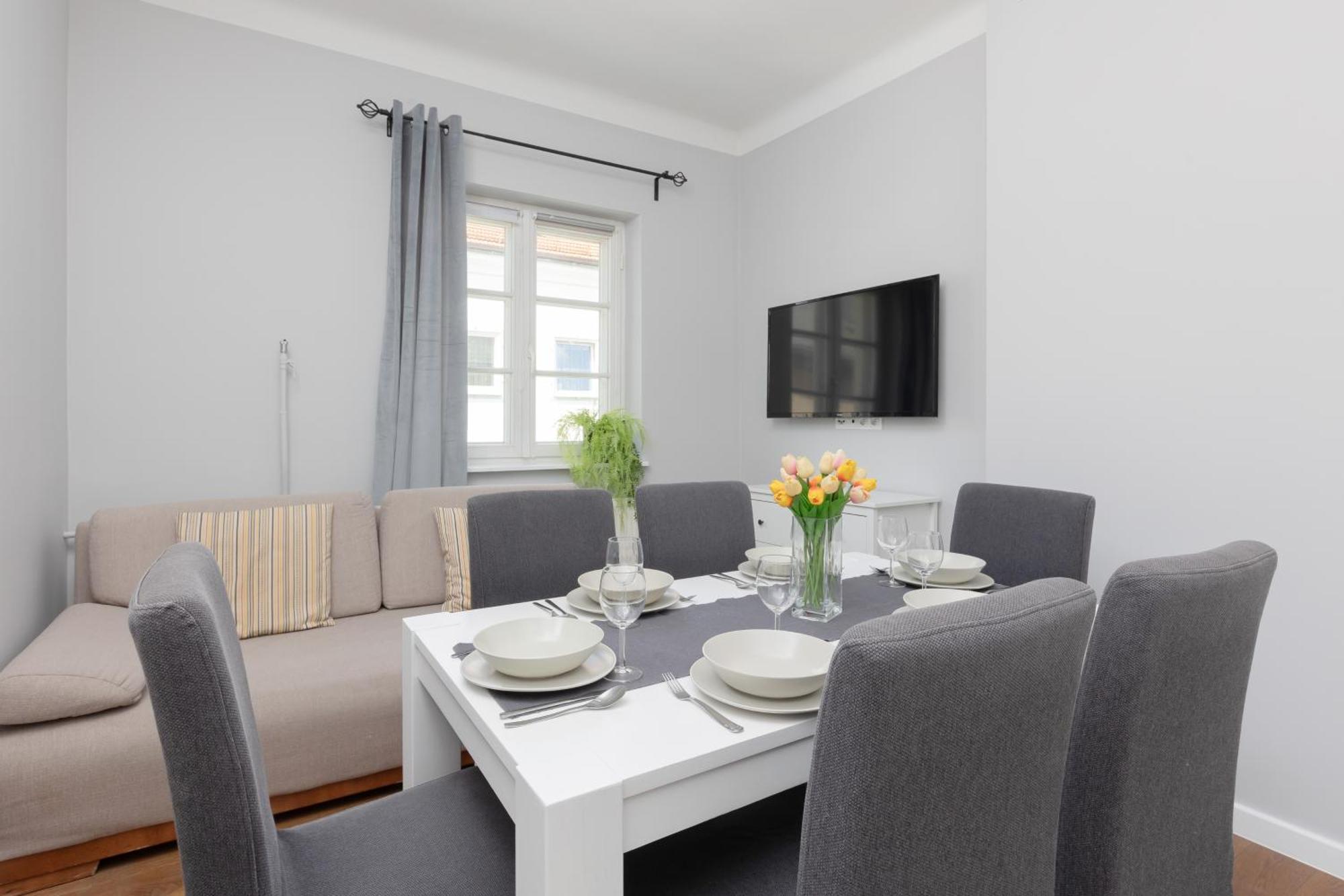 City Center Aparthotel Chmielna By Noclegi Renters Βαρσοβία Εξωτερικό φωτογραφία