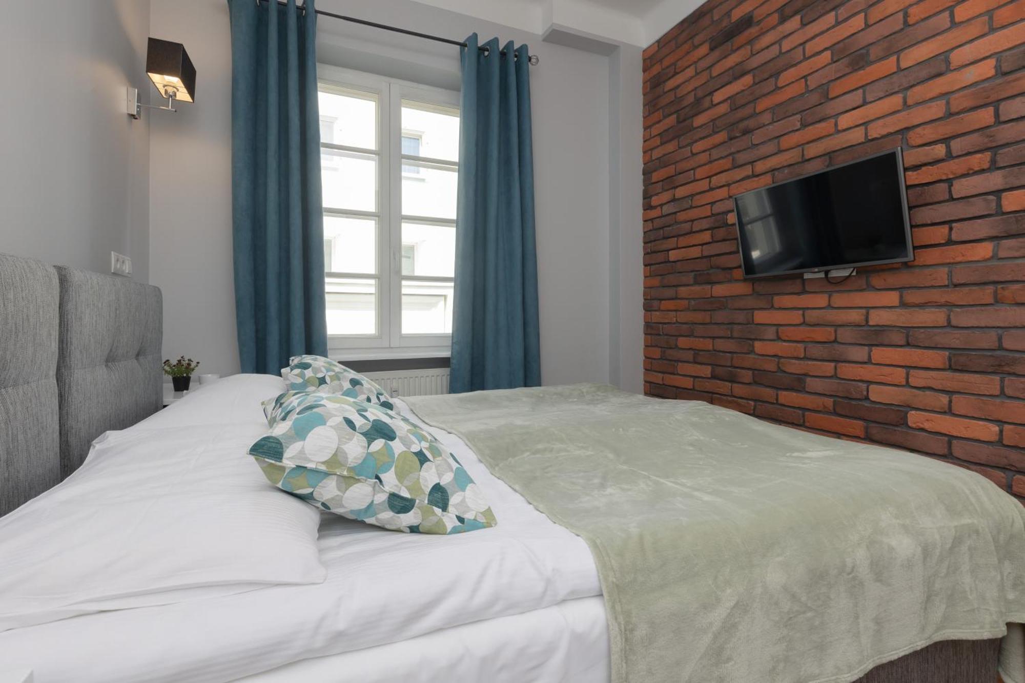 City Center Aparthotel Chmielna By Noclegi Renters Βαρσοβία Εξωτερικό φωτογραφία